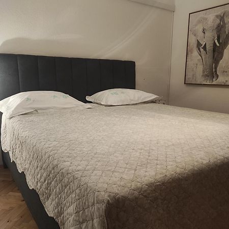 Apartman Duce Milka Villa Exterior foto