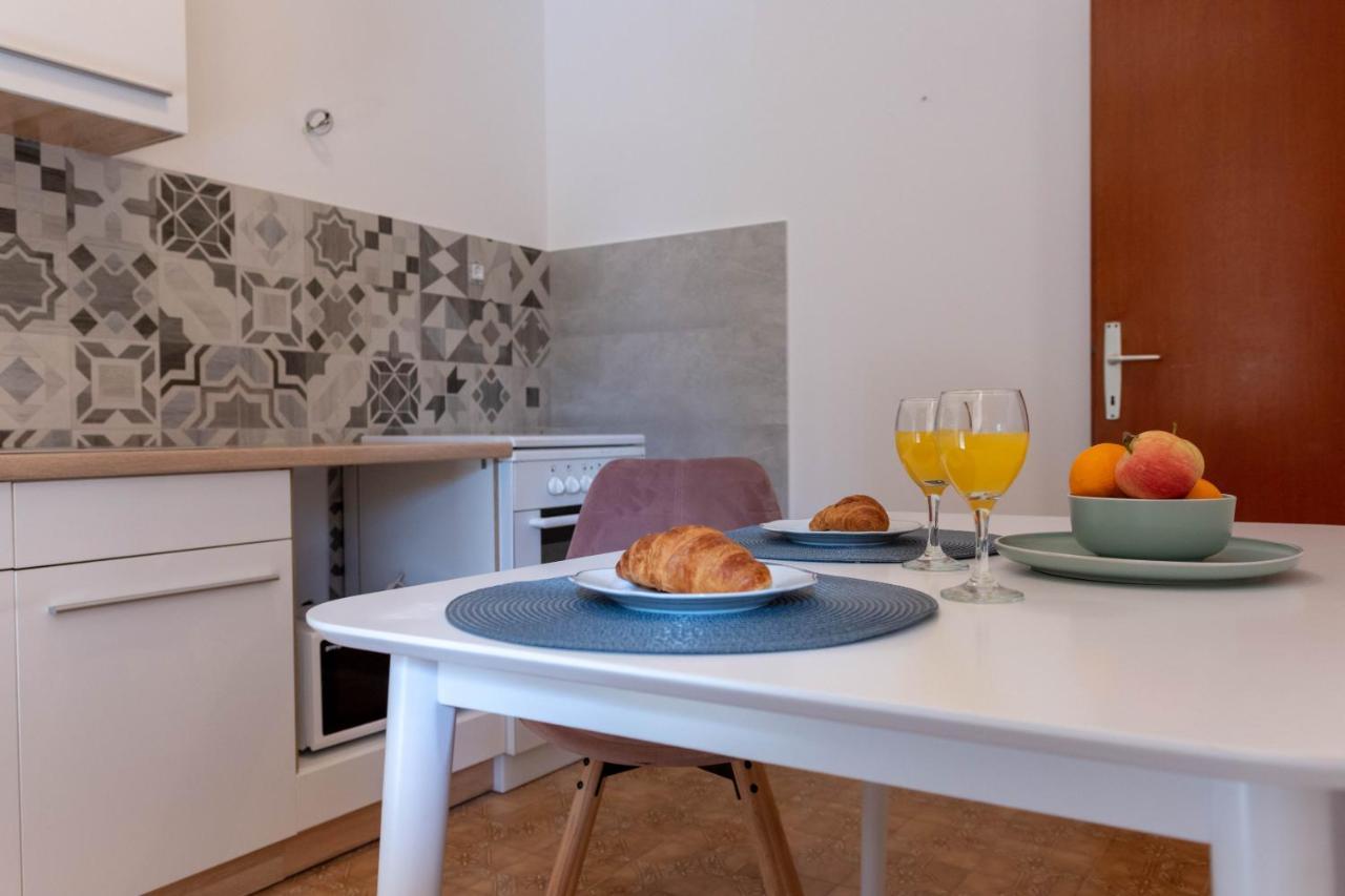 Apartman Duce Milka Villa Exterior foto