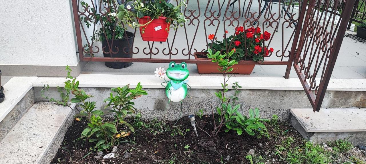 Apartman Duce Milka Villa Exterior foto
